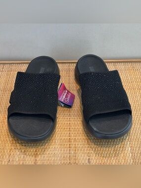 Skechers womens Arch Fit Knit Slide W/Gradient Rhinestnes slide shoe size 11 new